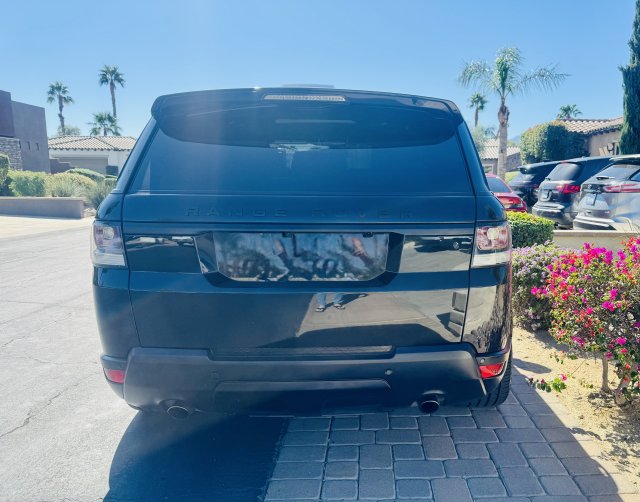 RRS pre-facelift tail lights.jpeg